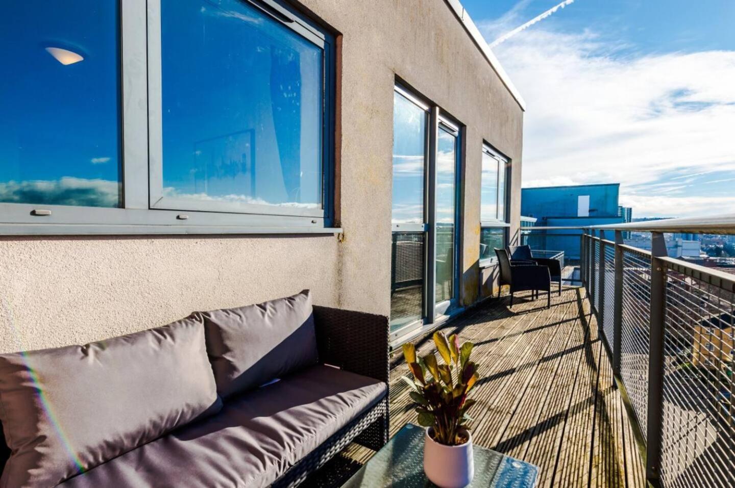 High-Spec Penthouse Central Free Parking Space Sheffield Eksteriør bilde